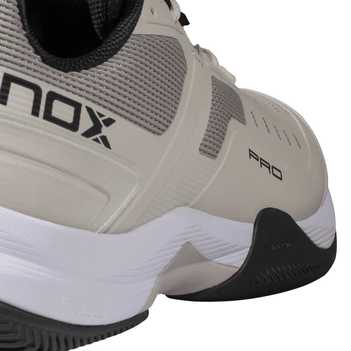 AT10 Pro Skór - Ljósbrúnir