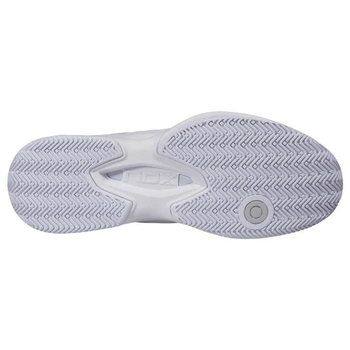 AT10 Pro Skór - Hvítir